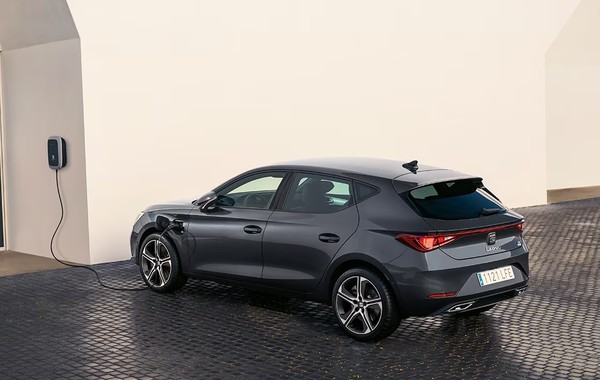 Seat Leon 2026 - Lamar Rent Car